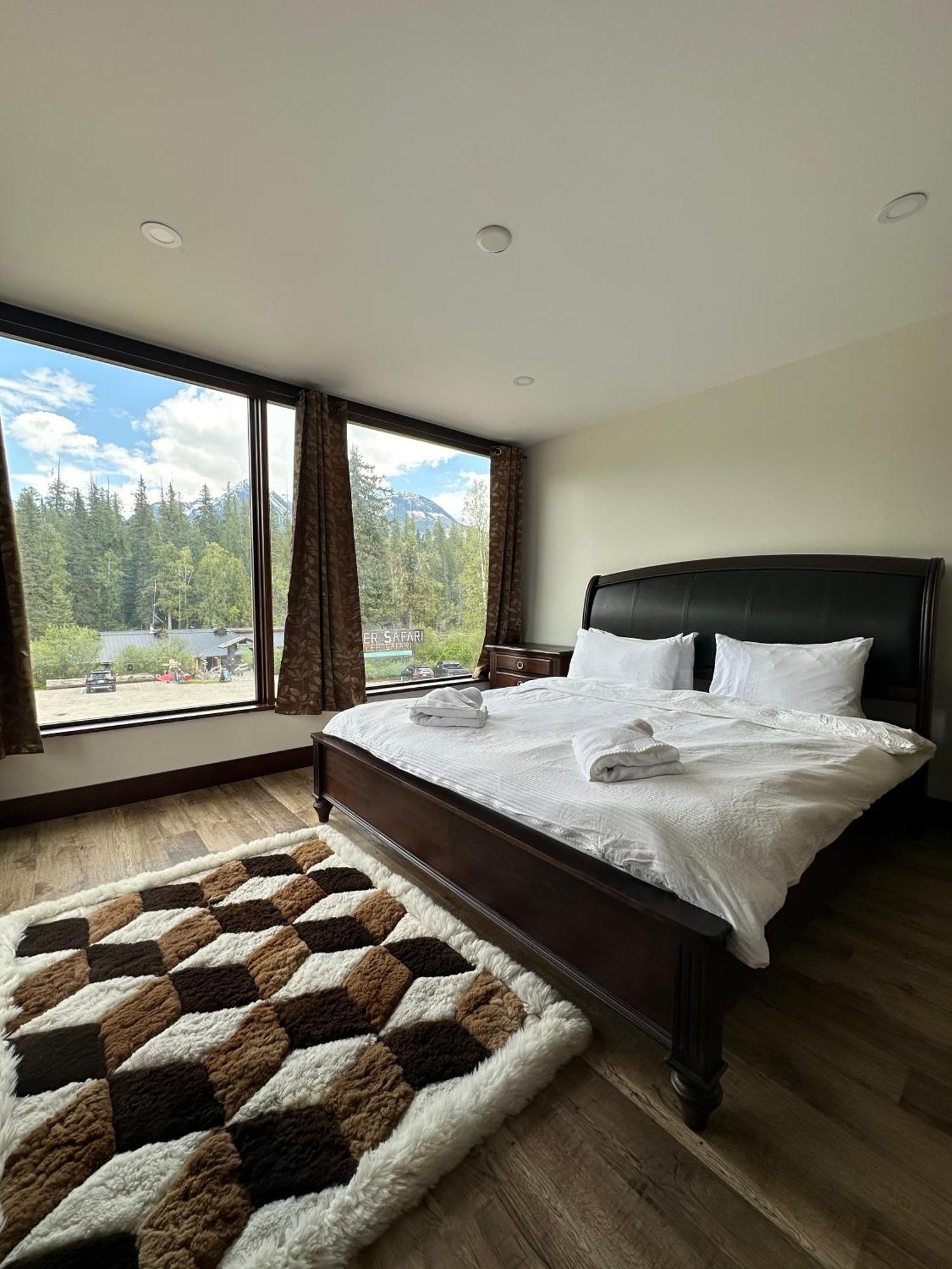 River Safari Mountain View Suite Блю-Ривер Экстерьер фото