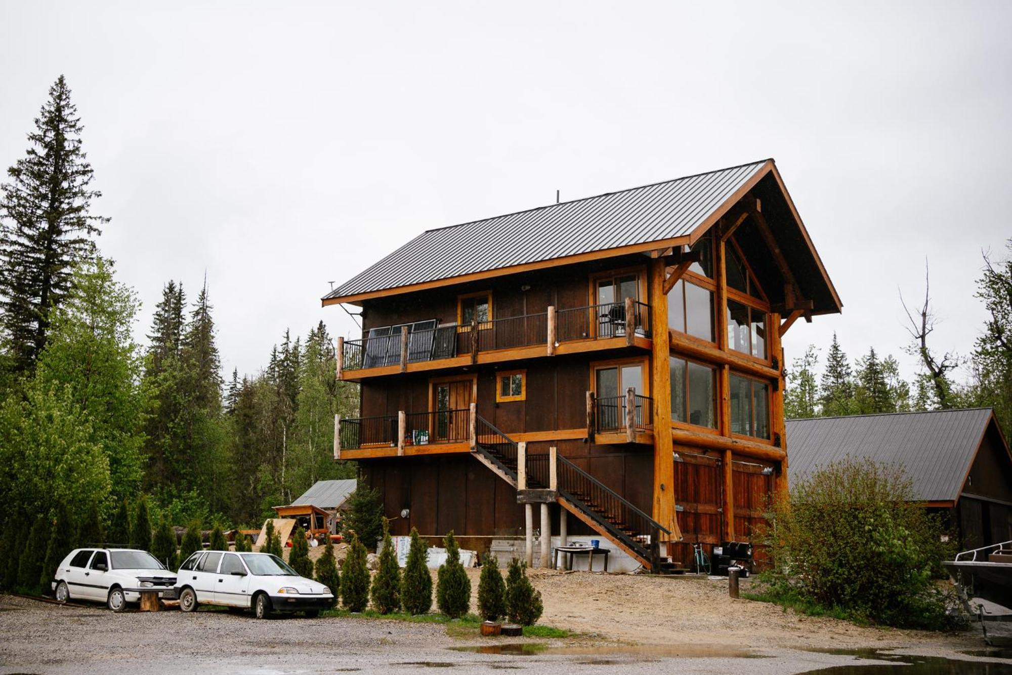River Safari Mountain View Suite Блю-Ривер Экстерьер фото